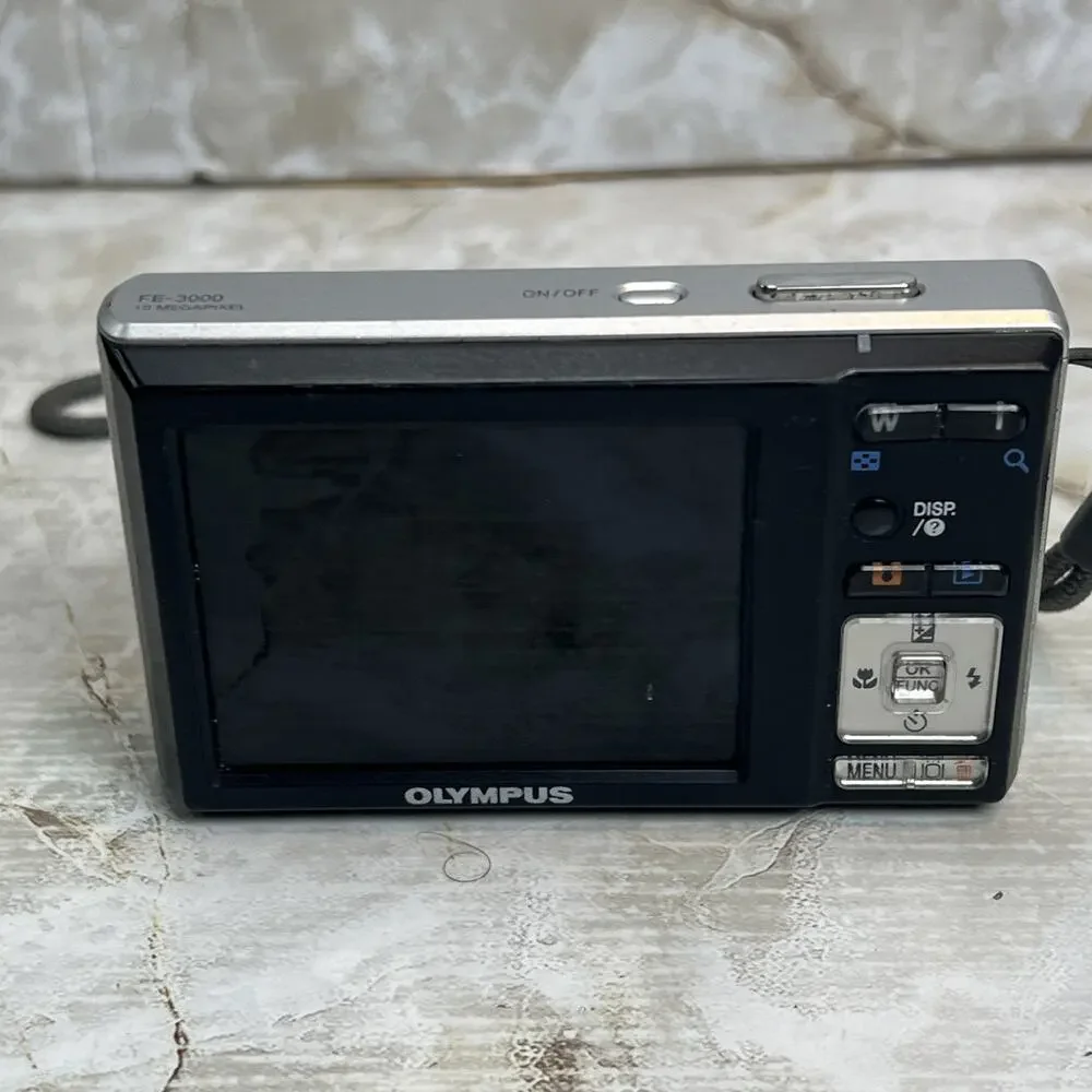 Olympus FE-3000 10.0MP Digital Camera FOR PARTS or REPAIR - UNTESTED